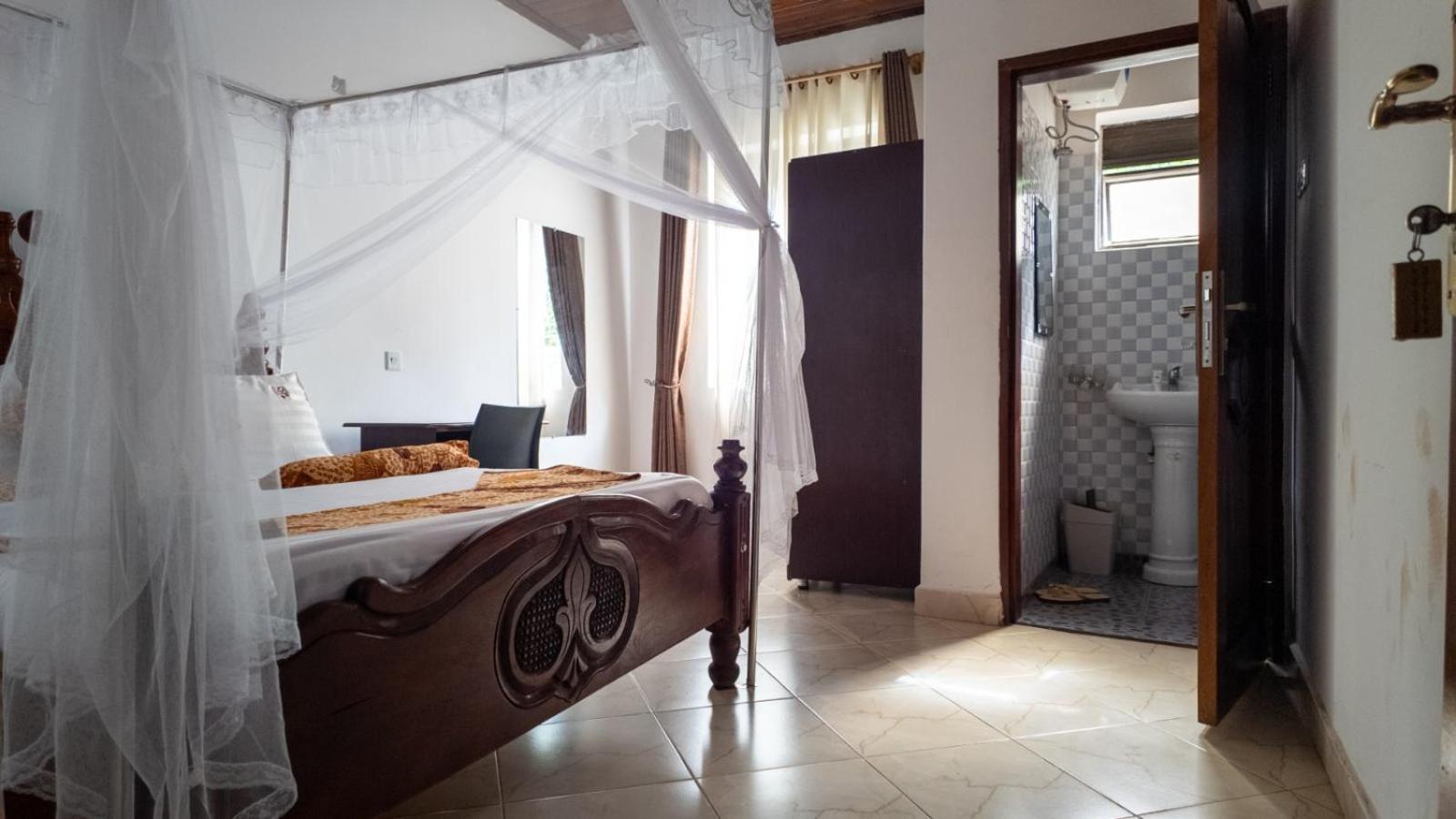 Riverside Resort Hotel Kabale Εξωτερικό φωτογραφία