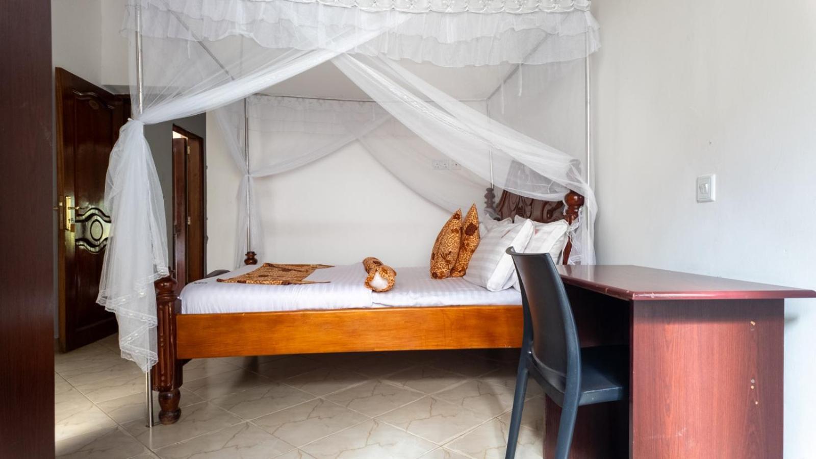 Riverside Resort Hotel Kabale Εξωτερικό φωτογραφία